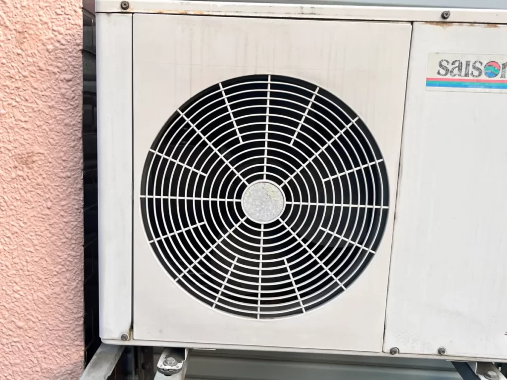 室外機の〇