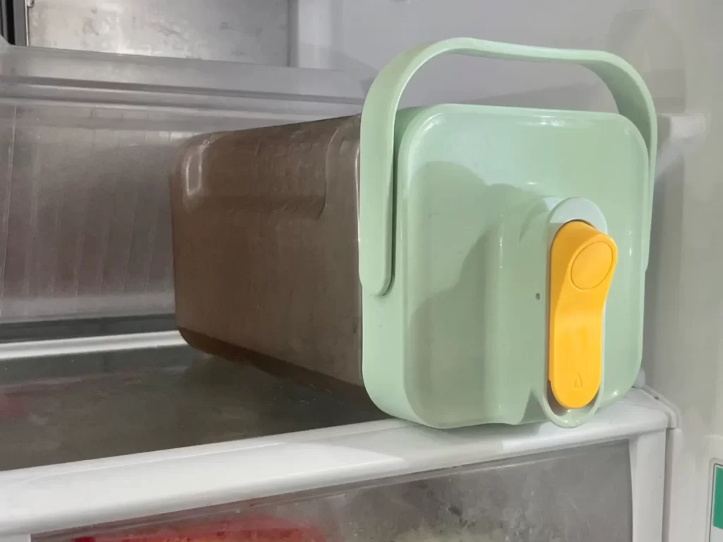 以前の麦茶ポットの写真